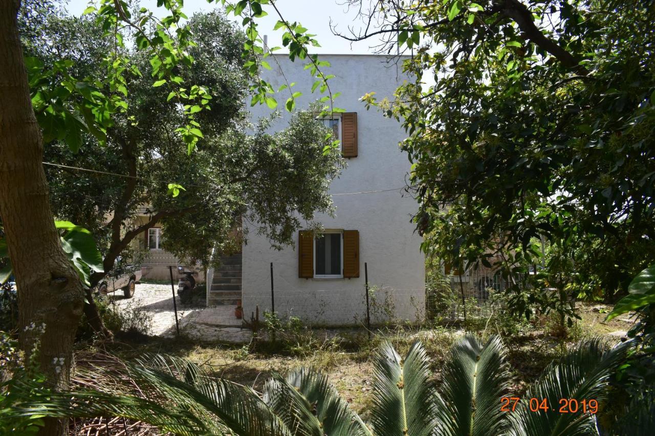Pirgaki Studios Kardamyli Exterior photo