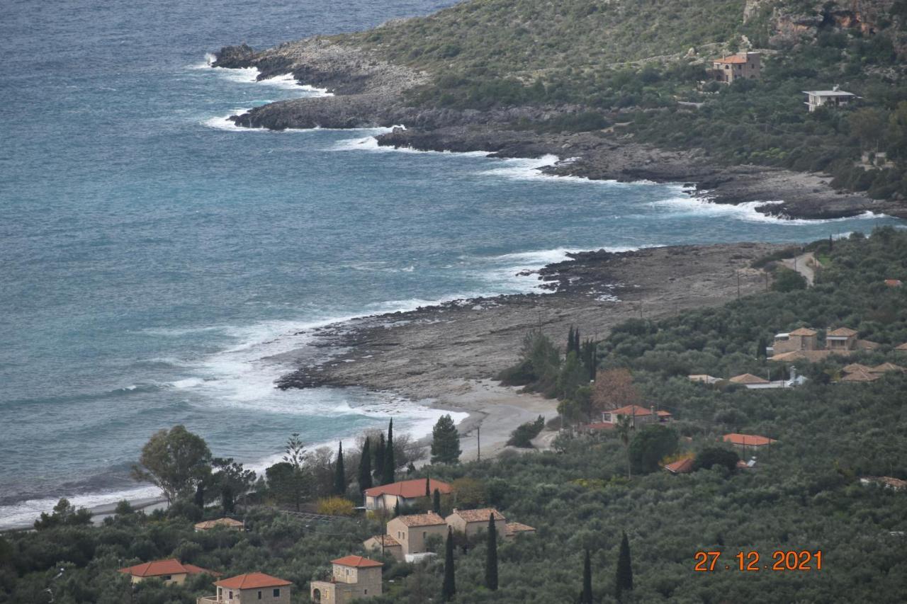 Pirgaki Studios Kardamyli Exterior photo